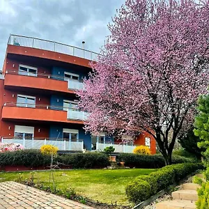 Rosehill Garden Family With A Great View Будапешт